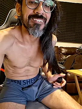 Youreherewithme webcam