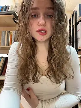 RussianWoman's live cam
