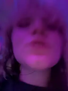 Cutiepiespanks's live cam
