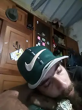 hairy_mannn (M young) - Take off my shorts