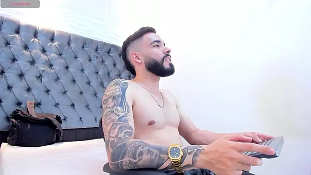 JEAN_LEWIS2 webcam