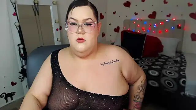 GiannaMorrys webcam