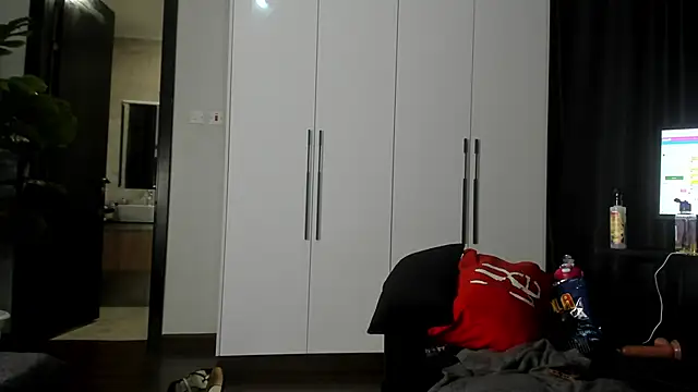 naughty_bigass