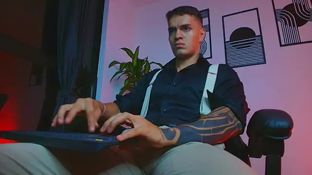 ALPHA_DOMINUS_ webcam