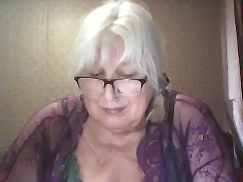 alexia64231 - Alexia64231's free webcam - UK Sex Cams