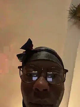 littyleesh1 webcam