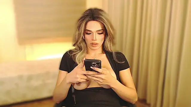 AlanisValentine webcam