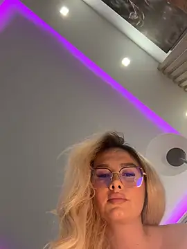 mollyxxx webcam
