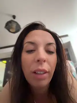 Almmaxxxx Live Webcam on Stripchat
