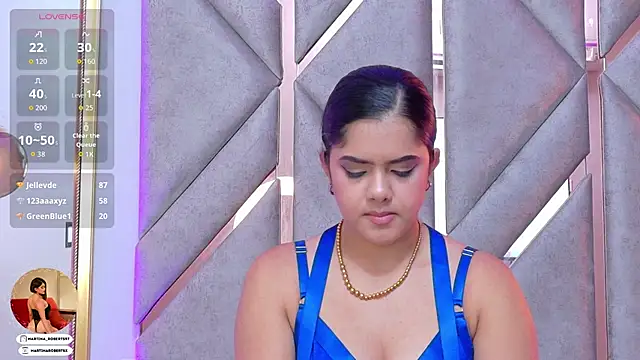 Martina-Roberts- webcam