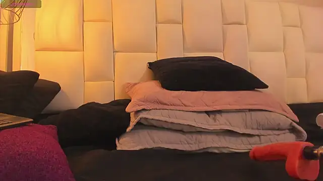 camila__herrera webcam