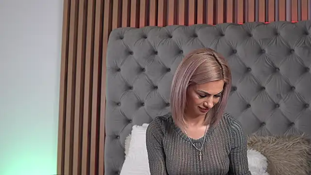 TiffanyMaze webcam