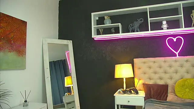 TaniaKaverina webcam