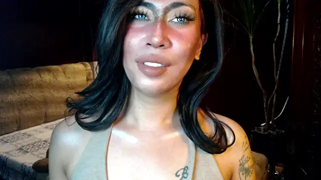 prettybushy webcam