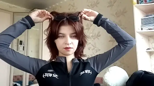 LowkeyIndigo webcam