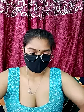 Webcam Model (Jasmine_jaaan)  is live.Free join now!
