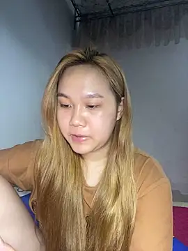 Almira6868 webcam