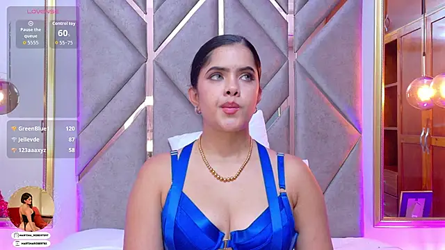 Martina-Roberts- webcam