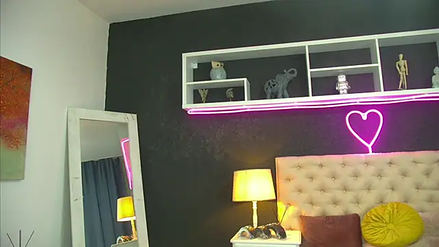 TaniaKaverina webcam