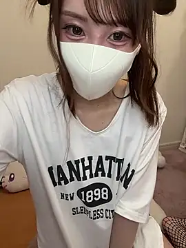 momo_mm (F young) - 本日特別//パンツぽいして、透明ディルド隠ししちゃう/