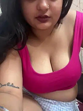 Webcam Model (Curvy_Anaya) is live