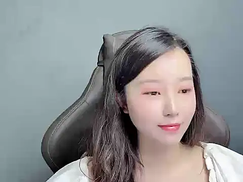 wenwen8 - Wenwen8's free webcam - UK Sex Cams