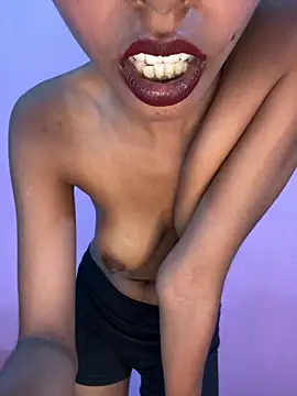 Small_Titss
