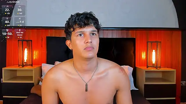 Leo_Savage_ webcam