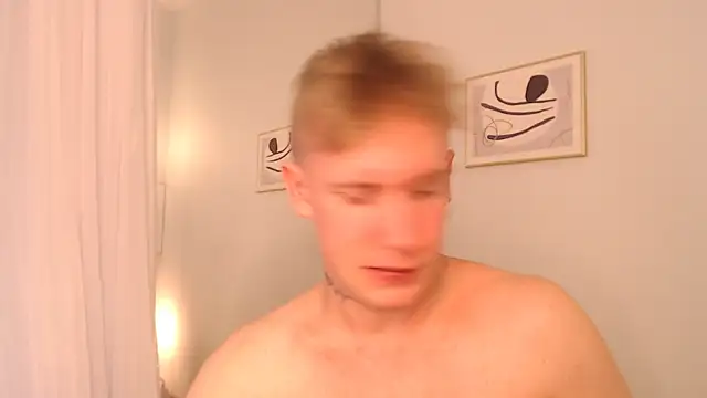 AlexxSweet webcam