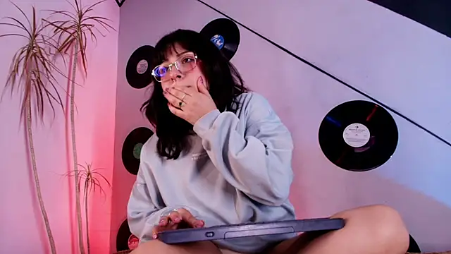 kitty_malach webcam