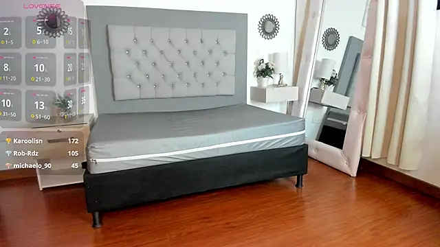 Arya_Grey webcam
