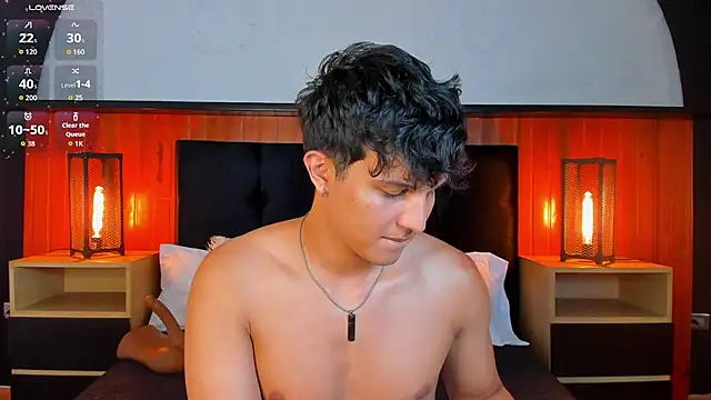 Leo_Savage_ webcam