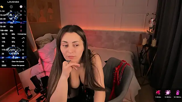 KylieMellow webcam