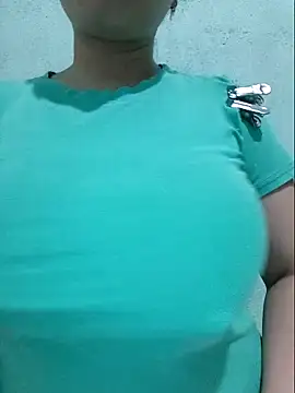 Shine_Mai webcam