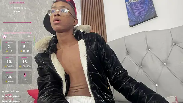 patrick_lovee webcam stripchat model stream image