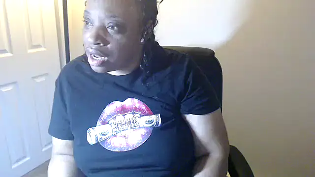 Sexymona1218 webcam
