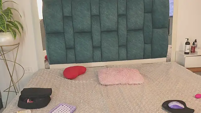 Anais_aradia webcam