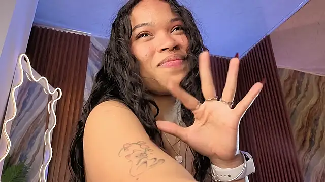 penelope_tay1 webcam