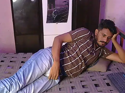 HotXKrish webcam