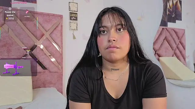 Chloe_02g webcam