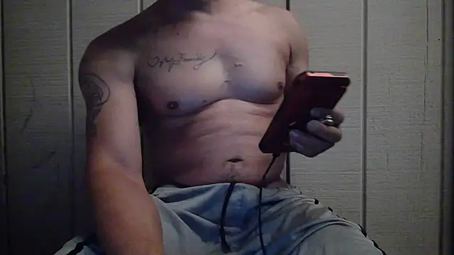 Lonelyboiatl webcam