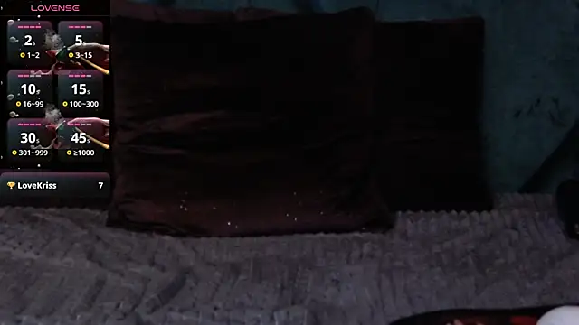 LannaQuinn webcam
