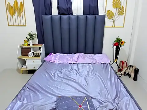 Maddison_Lore webcam