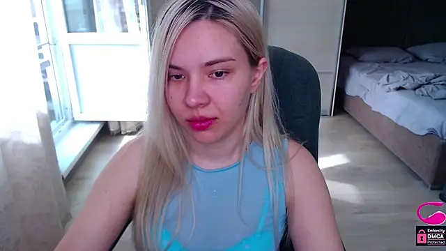 Lana__Nova webcam