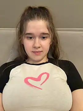 HornyGirlH webcam
