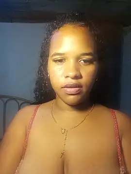 Webcam Model (michelle_castillo)  is live.Free join now!