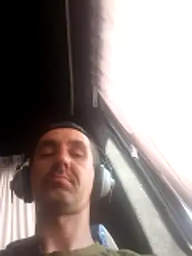 Nik888Nik888 webcam