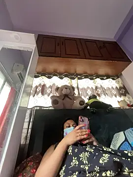 Yourhornynightmare webcam