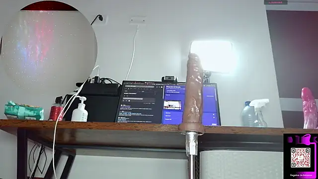 Tamaraa_wet webcam