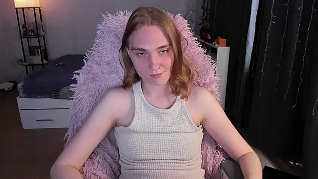 ReddHotPipper webcam